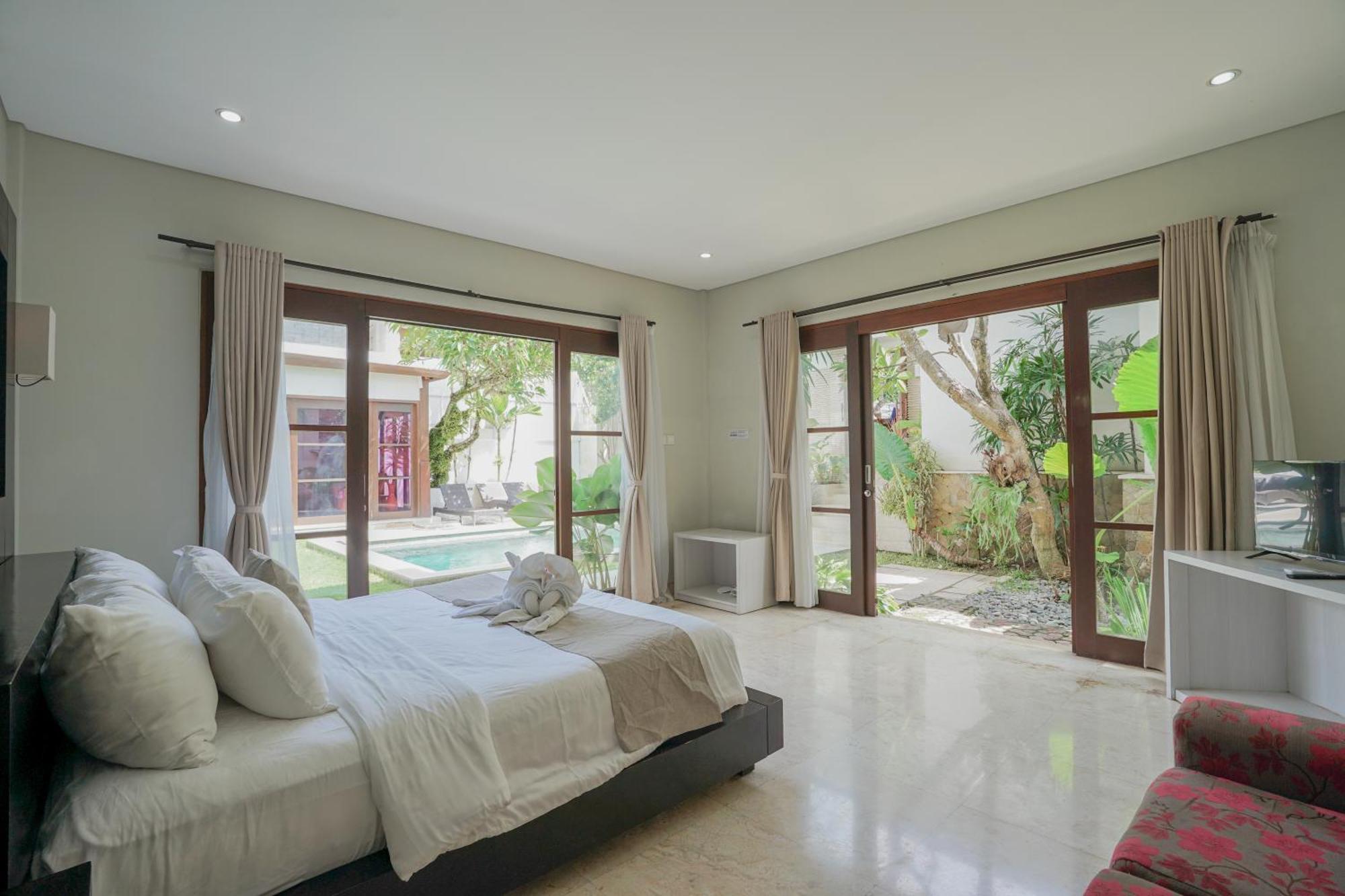 Villa Harmony - Residence Семіньяк Екстер'єр фото
