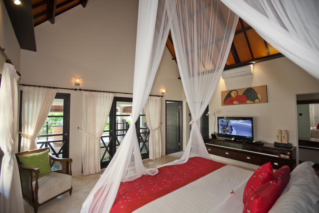 Villa Harmony - Residence Семіньяк Екстер'єр фото